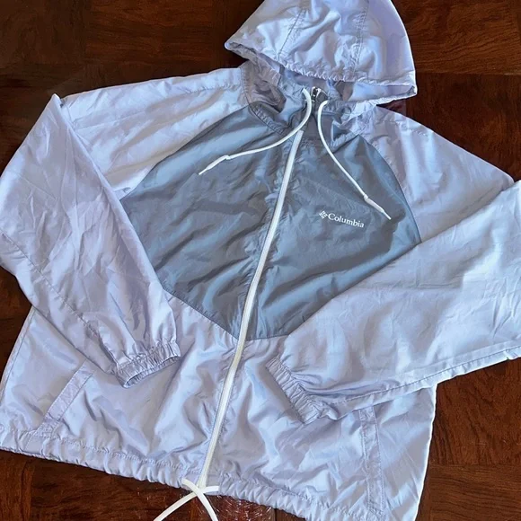 Columbia *NWOT* Women’s May Valley Windbreaker - Picture 1 of 15